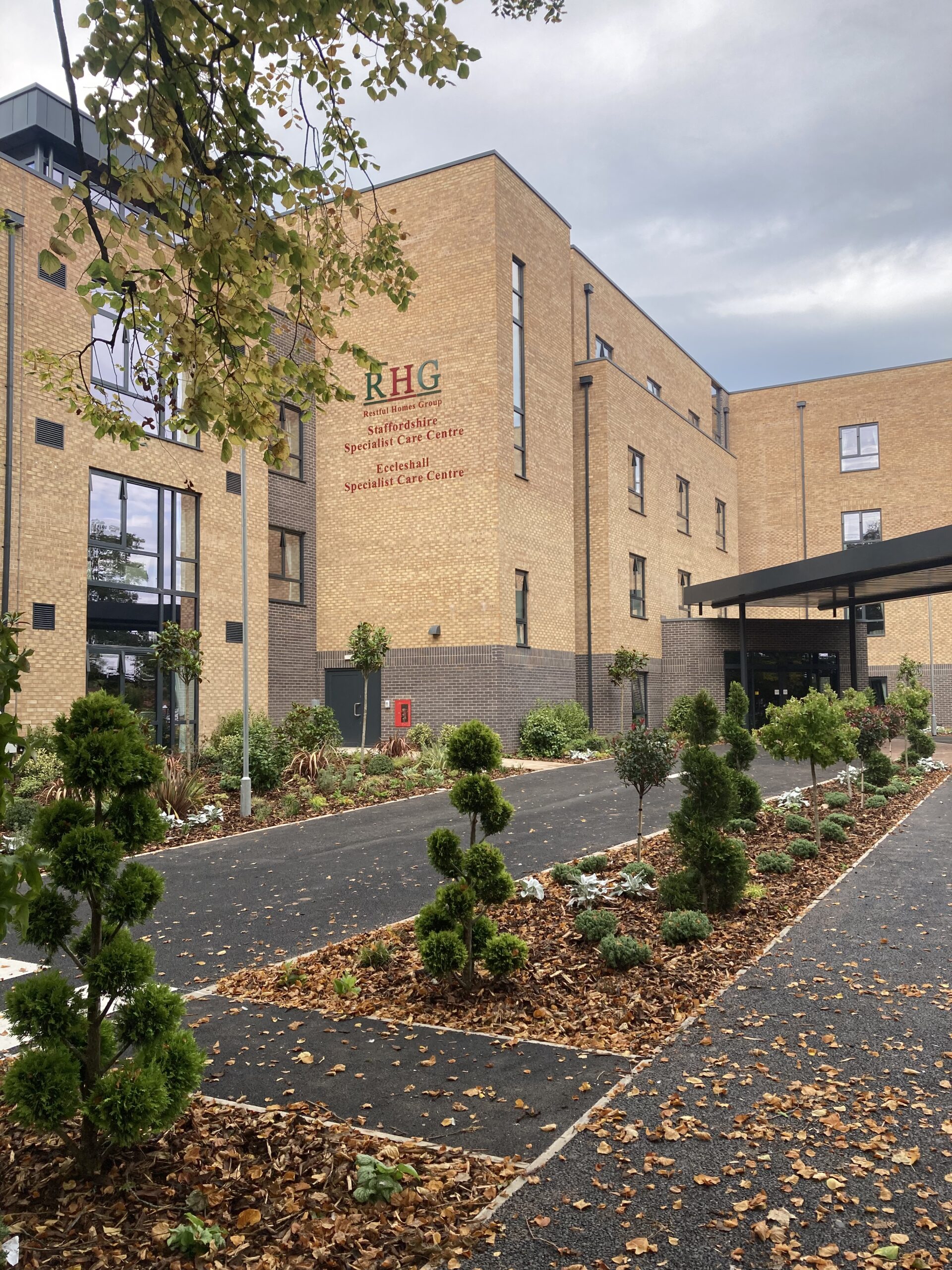 20251002_131002384_iOS